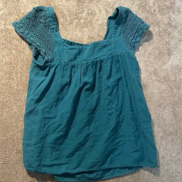 Old Navy Shirt Womens XS Turquoise Crochet Sleeve Square Neck Short Slv Blouse - Picture 3 of 6